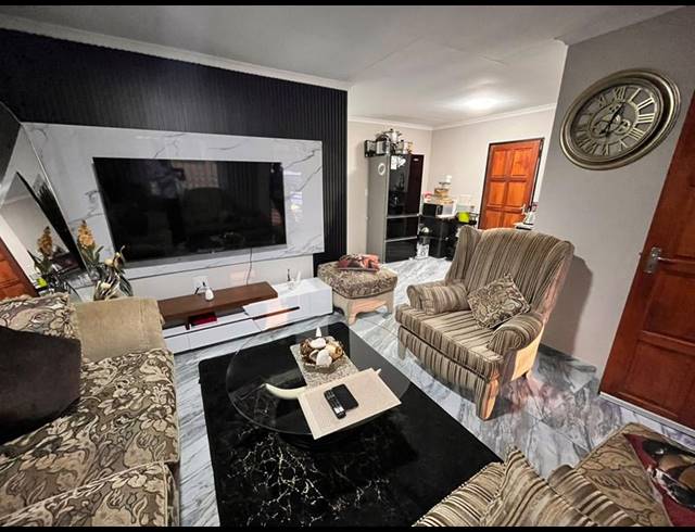 3 BEDROOM HOUSE FOR SALE IN SOSHANGUVE UU
